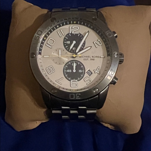 Michael Kors Silver and Blue Chronograph Watch - Picture 1 of 4